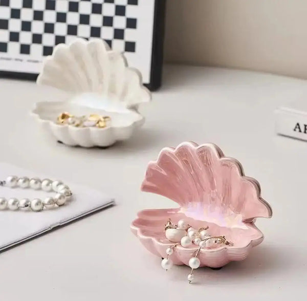 CERAMIC SHELL TRINKET TRAY